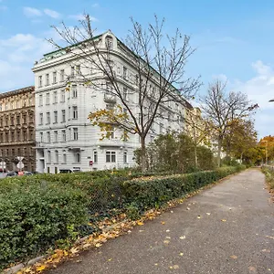 Limehome Rossauer Laende , Viyana Avusturya