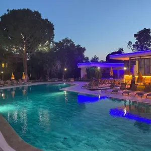 Katre Hotel